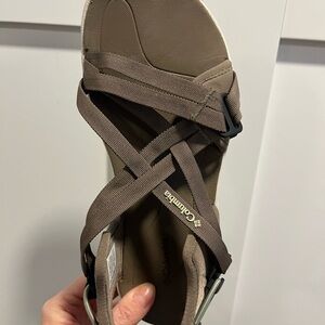 Columbia Women's Tan Strappy Sandals